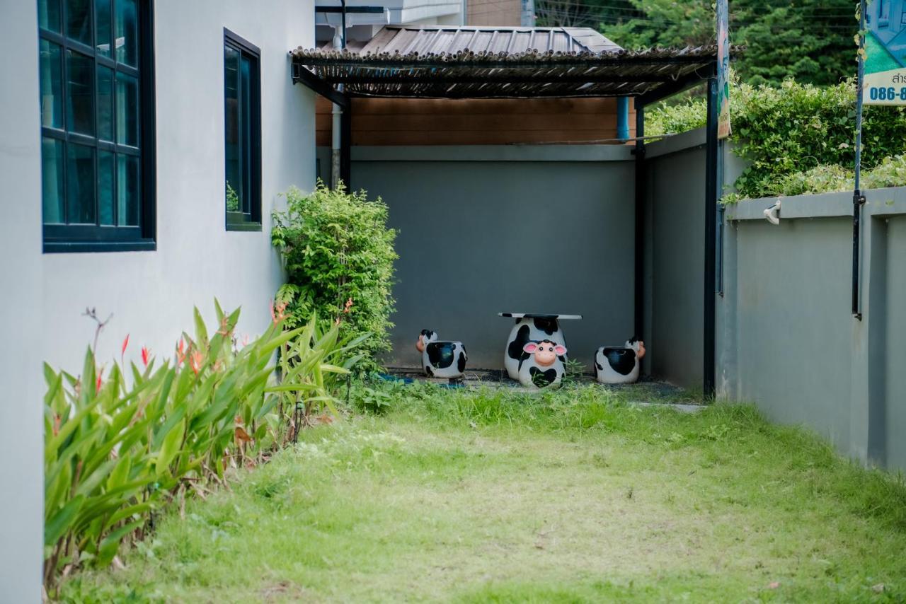 บ้านคุณพระ แอท โกเตง Сурат Тхани Екстериор снимка